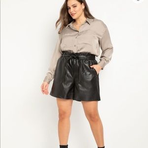 NWT Eloquii Faux Leather Shorts size 18 W